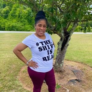 Meet your Posher, Nikki